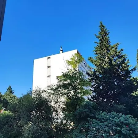 Apartment No Worries